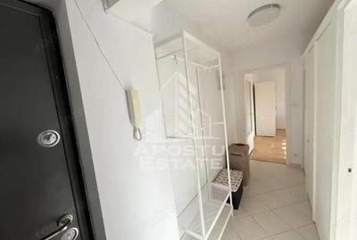 Apartament cu 3 camere semidecomandat, mobilat în Girocului