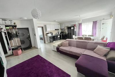Apartament de vanzare cu 3 camere, 67 mp si cu pod pentru depozitare