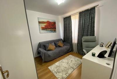 Vand apartament 3 camere Sos. Colentina nr. 72, 65mp utili. Proprietar - 13