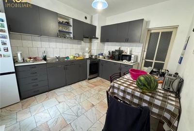 Casă individuală cu 8 camere cu Teren 276 Mp în Hașdeu - 2