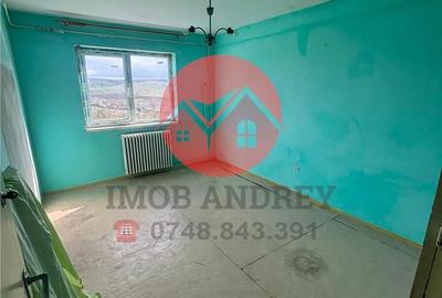 Apartament cu 3 camere decomandat în Neptun - 3
