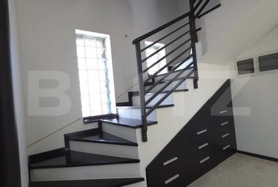 Casă cu 6 camere cu Teren 1304 Mp în Ulmi - 4