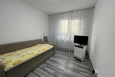 Apartament decomandat cu balcon vedere pe rasarit - 5