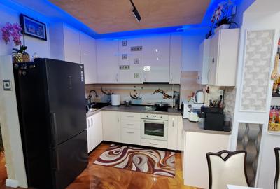 Apartament cu 4 camere decomandat, mobilat în Baba Novac - 27