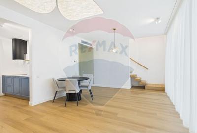 Vila luminoasa cu 4 camere si panouri solare in Amber FOREST Tunari - 6