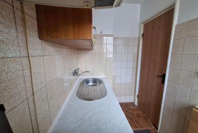 Garsonieră decomandată, mobilată în Drumul Taberei - 6