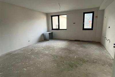Apartament cu 3 camere, ultracentral, NOU, parter - 4
