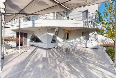 Un singur cuvant-IREPROSABILA - 4