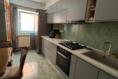 Vând apartament 2 camere, Suceava cartier Burdujeni - 11