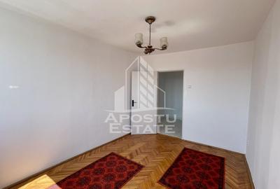 Apartament cu trei camere decomandat Bd. Cetatii - 2
