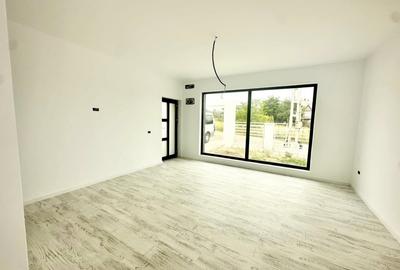 Casă individuală cu 4 camere cu Canalizare în Miroslava - 1