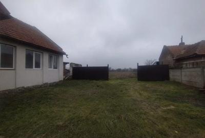 Casă cu 3 camere în Chizătău - 1
