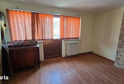 Casă cu 8 camere cu Teren 1147 Mp în Popricani - 8