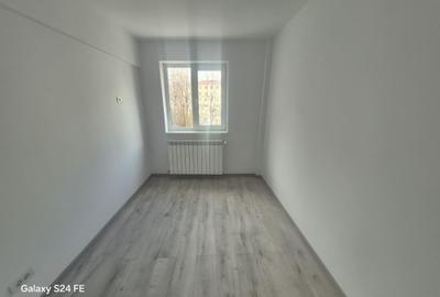 Apartament cu 3 camere semidecomandat, mobilat în Dărmănești - 1