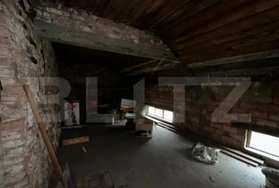 Casă cu 7 camere cu Teren 278 Mp în Cetate - 7