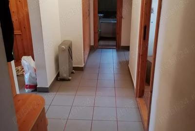 Apartament cu 4 camere decomandat în Central - 4