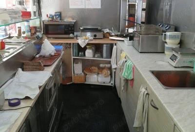 Vand container fast food + magazie complet utilat - 5