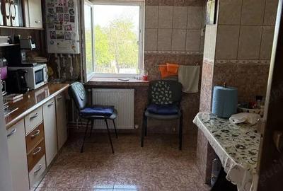 3 camere Prundu etalj 2 din4 centrala 2bai 75mp 95000euro - 7