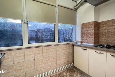 Apartament cu 2 camere decomandat în Nicolina - 10