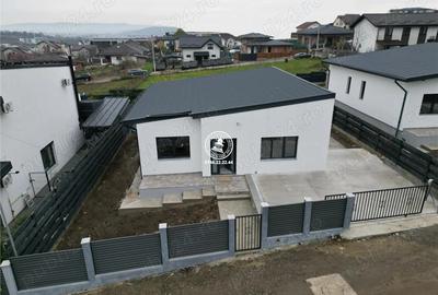 Casa parter Valea Lupului,Str Soarelui,4 camere,2 bai,toate utilitatile,4 minute de rond Pacurari - 2