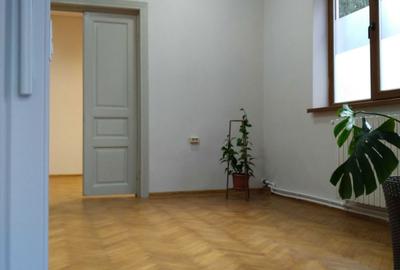 Spațiu comercial, de 40 mp, în Tomis I - 3