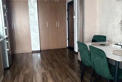 Apartament cu 2 camere decomandat în Central - 3
