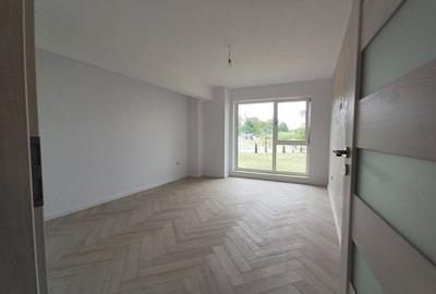 Apartament cu 2 camere decomandat în Nicolina - 4
