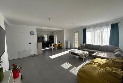 Duplex cu 4 camere cu Canalizare în Florești - 5