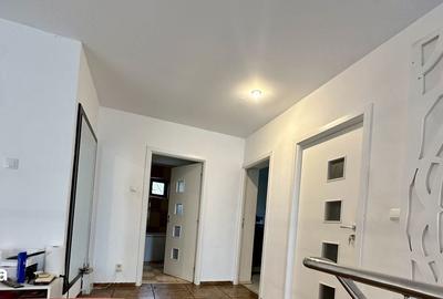 Casă cu 6 camere cu Teren 500 Mp în Rediu
