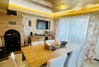 Casă cu 12 camere cu Teren 200 Mp în Central - 3