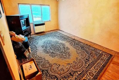 Apartament cu 4 camere decomandat în Central - 1