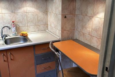 Garsonieră decomandată în Central - 1