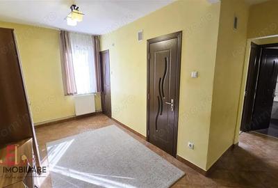 Apartament cu 4 camere în 22 Decembrie 1989 - 7