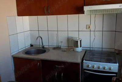 Garsonieră decomandată în Micălaca - 2