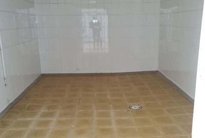 Spațiu comercial, de 6,400 mp, în Carani - 8