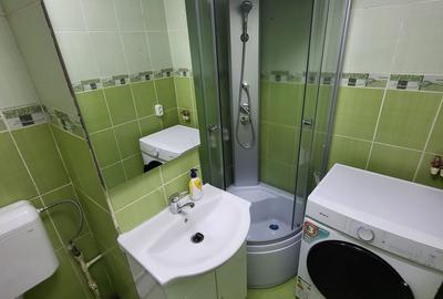 Garsonieră decomandată în Casa Cărții - 1