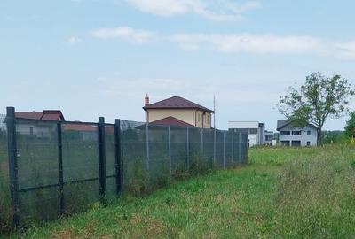 LANGA PADURE,LOT 513 mp,PROPRIETAR, la 13 KM de  BUCURESTI,INTRAVILAN ,UTILITĂȚI