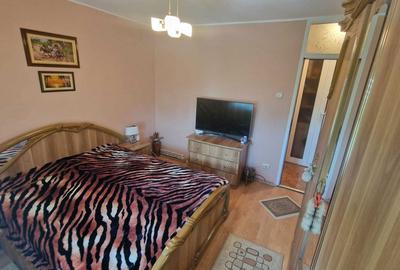 Apartament cu 3 camere decomandat în Țiglina 1 - 2