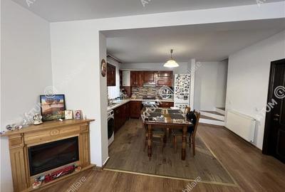 Casa cu 4 camere 2 bai si curte proprie in zona Arhitectilor - 14