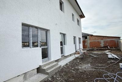 Casă cu 5 camere cu Teren 248 Mp în Central - 18