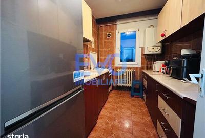 Apartament cu 3 camere semidecomandat în Podu Roș - 5