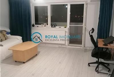 Royal Imobiliare - Vanzare apartament zona Democratiei - 2