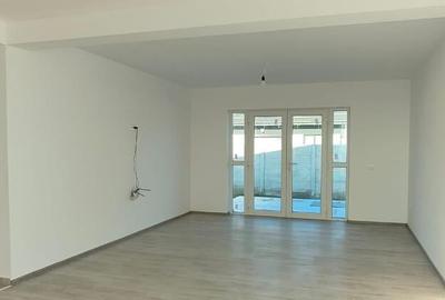 Casa individuala - 3 camere - 2 bai - 375 mp teren - 13