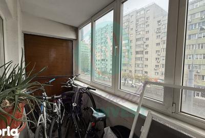 Apartament cu 4 camere în Vatra Luminoasă