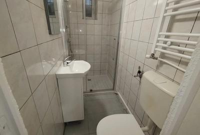 Garsonieră decomandată în Traian