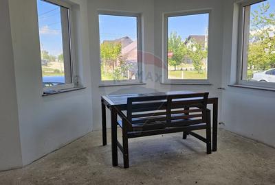 Casa / Vila cu 5 camere de vanzare in Mihoveni Suceava - 24