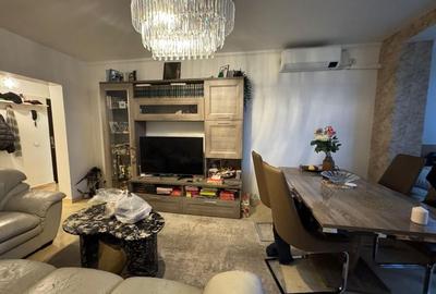 Apartament cu 4 camere semidecomandat, mobilat în Floreasca