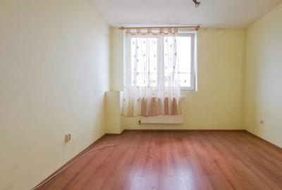 Apartament cu 3 camere semidecomandat în Drumul Taberei - 9