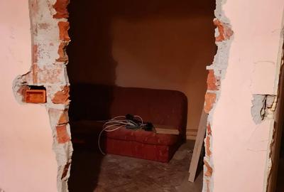 Apartament cu 3 camere semidecomandat în Central - 9