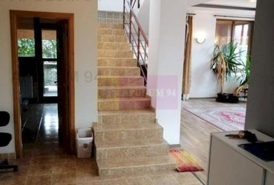 Casă individuală cu 12 camere decomandat cu Teren 400 Mp în Ghencea - 15